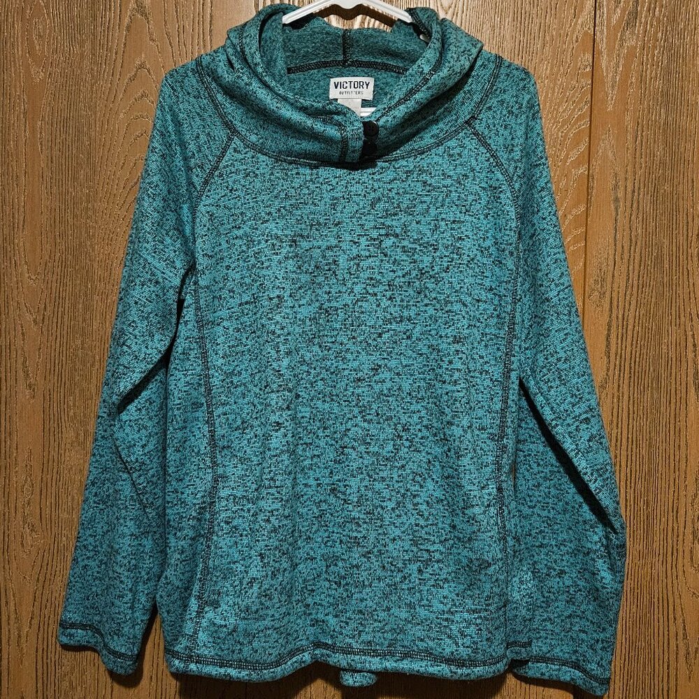 Women's size Large cowl hooded fleece by Victory Outfitters